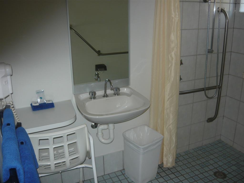 Bridge Motel เบทแมนส์เบย์ ภายนอก รูปภาพ